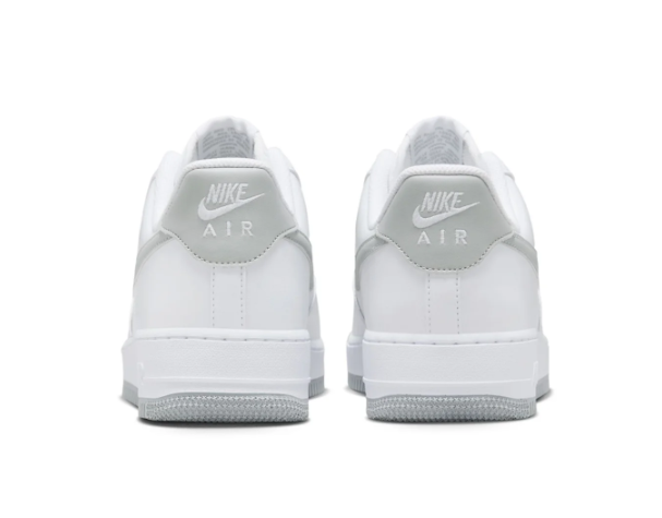 Nike Air Force 1 Low '07 White / Light Smoke Grey
